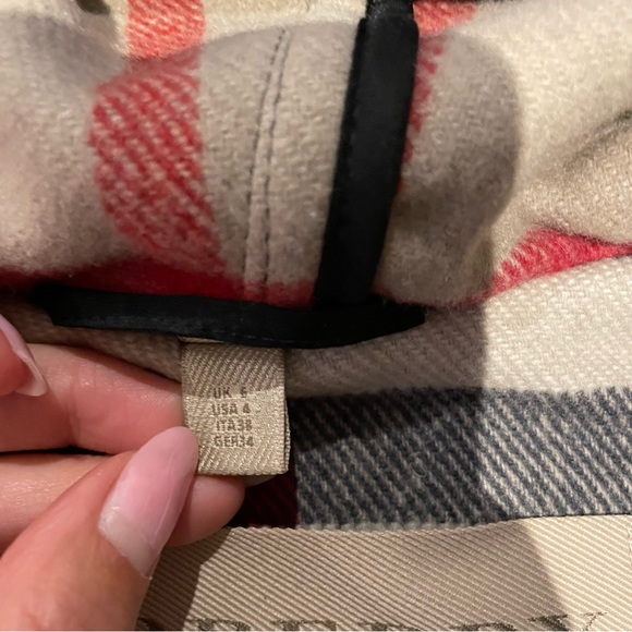 Burberry wool toggle coat - Picture 7 of 13